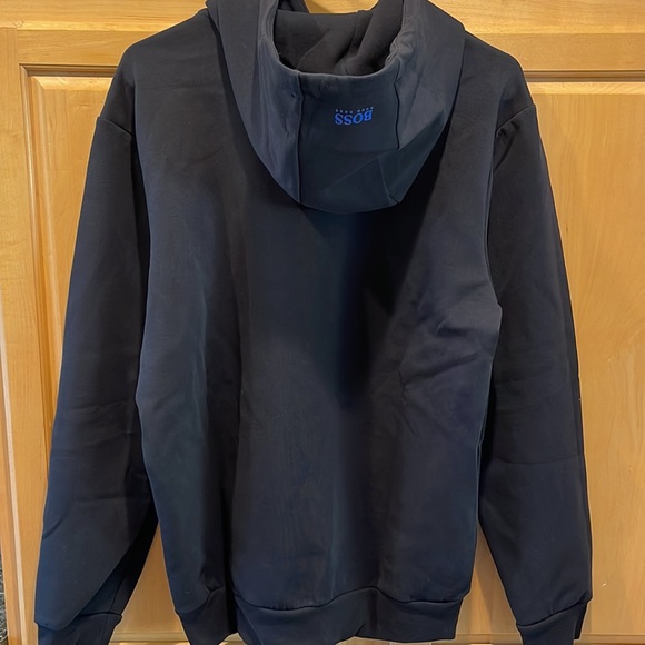 BOSS X NBA MEN'S NEW YORK KNICKS SWEATSHIRT - SIZE L - Picture 3 of 6